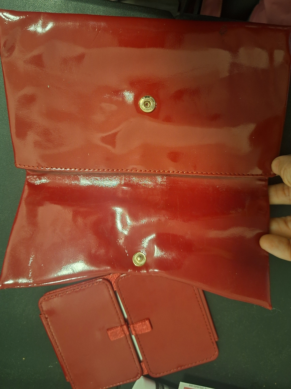 Red Estee Lauder Patent Bow-Accent Women's Clutch - Picture 4 of 6